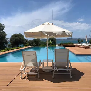 Konukevi Egesu Marina, Güllük